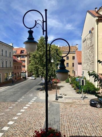 Old Town Bridge Apartment Free Parking Клайпеда Экстерьер фото